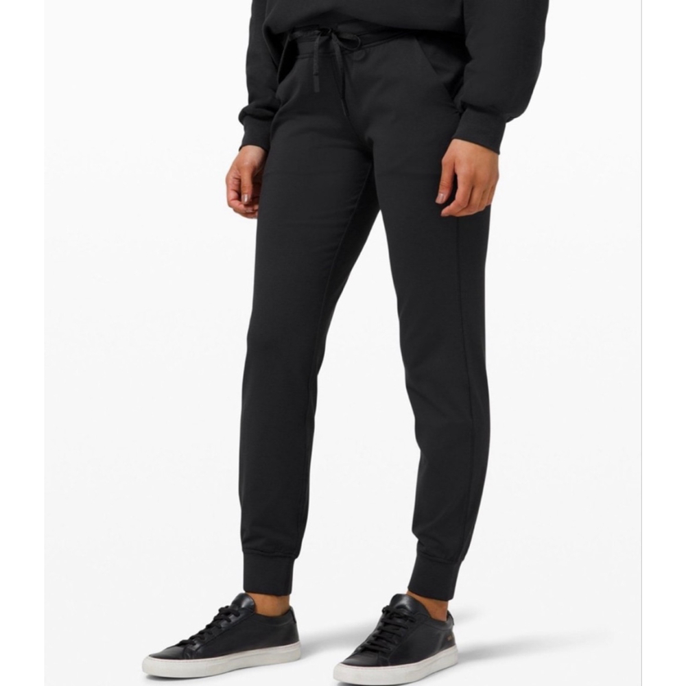 Lululemon Black Ready to Rulu High Rise Track Pants Joggers Size 4